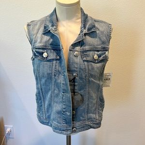Articles of Society Jean Vest. Size M. Brand new with tag
